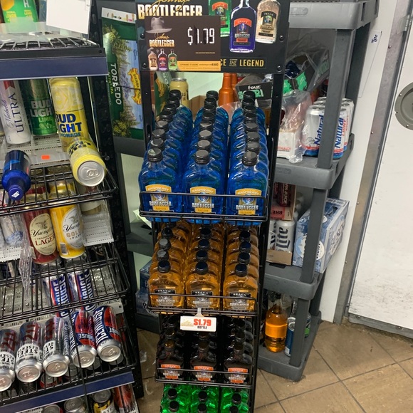 Meet your Posher, Andrew - Picture 1 of 1